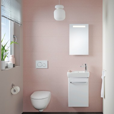 Kleines Gäste-Bad mit Handwaschbecken Renova Compact und wandhängendem WC